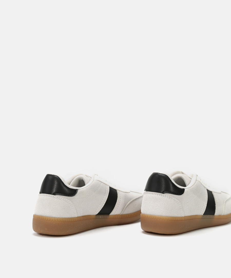 Sapatilhas casual retro image number null